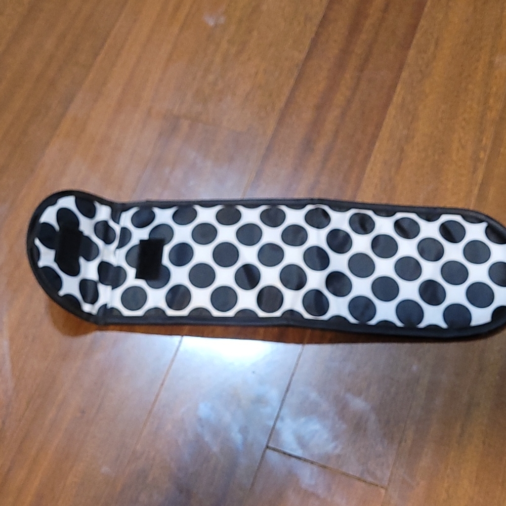 Thirty-One Flat Iron holder